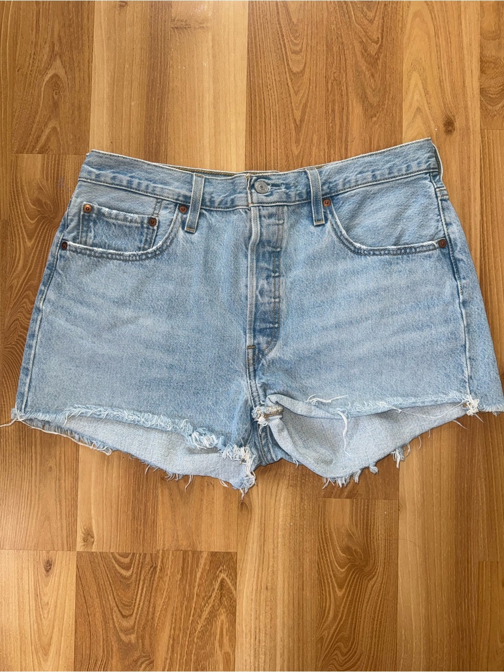 Levis 501 Original Denim Shorts Light Blue size 32